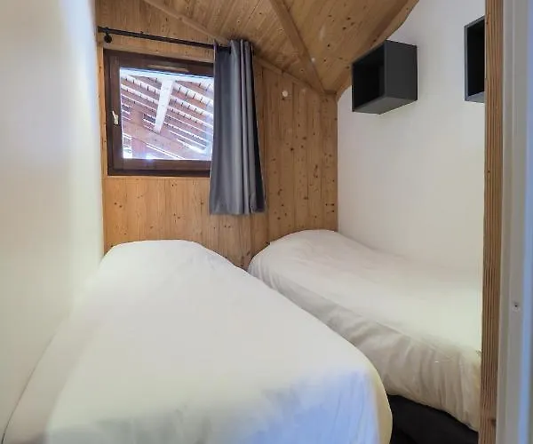 Aiguille Отель 2*