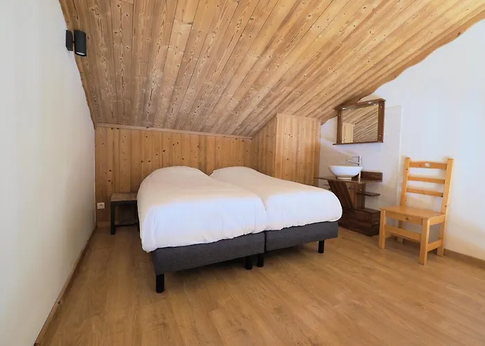 Aiguille Ле дез Альп